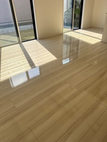 画像：UVフロアコーティング